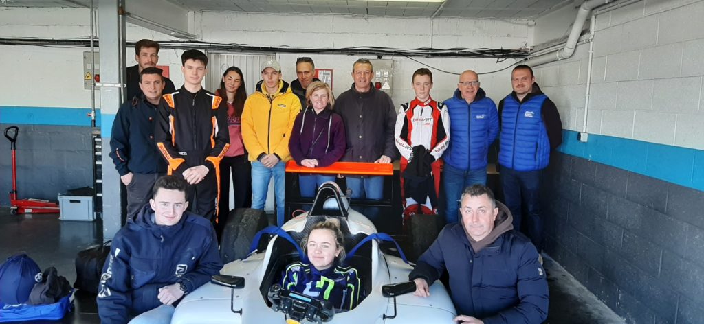 groupe-F-4-Croix-en-ternois-1-1024x472 Du Kart à l'auto, un aprés midi de rêve pour les gagnants de la dotation 2022