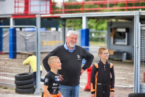 Anneville-J3-GUILLAUME-L-202511-300x200 Résultats – Photos - Journée 3 - Championnat de Ligue de Karting des Hauts de France – Anneville (76)