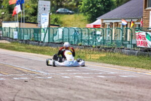 Anneville-J3-GUILLAUME-L-202514-300x200 Résultats – Photos - Journée 3 - Championnat de Ligue de Karting des Hauts de France – Anneville (76)