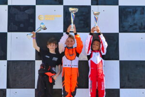 Anneville-J3-GUILLAUME-L-20258-300x200 Résultats – Photos - Journée 3 - Championnat de Ligue de Karting des Hauts de France – Anneville (76)