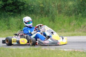 Anneville-J3-JF-202545-300x200 Résultats – Photos - Journée 3 - Championnat de Ligue de Karting des Hauts de France – Anneville (76)