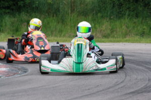 Anneville-J3-JF-202563-300x200 Résultats – Photos - Journée 3 - Championnat de Ligue de Karting des Hauts de France – Anneville (76)